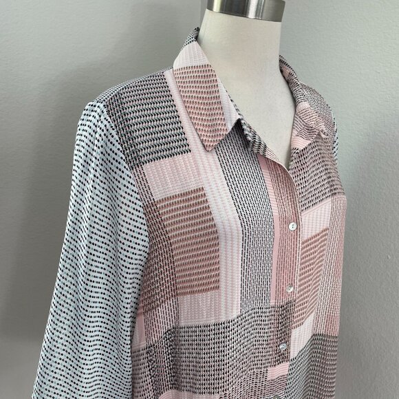 Rose + Olive Womens Plus 1X Blouse Pink Black Geometric 3/4 Sleeve Shirt Top - Picture 2 of 10